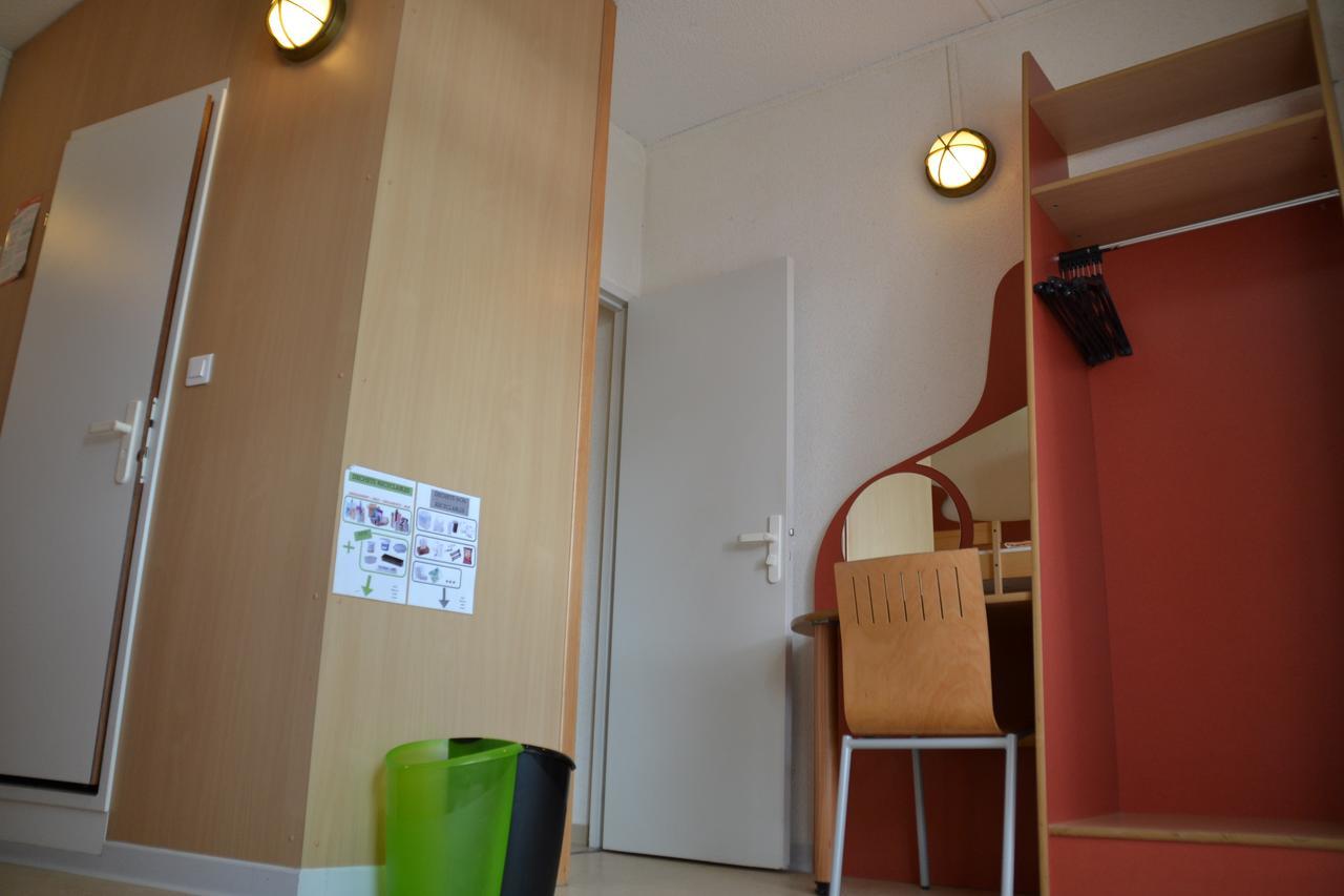 Auberge De Jeunesse La Rochelle  Bagian luar foto