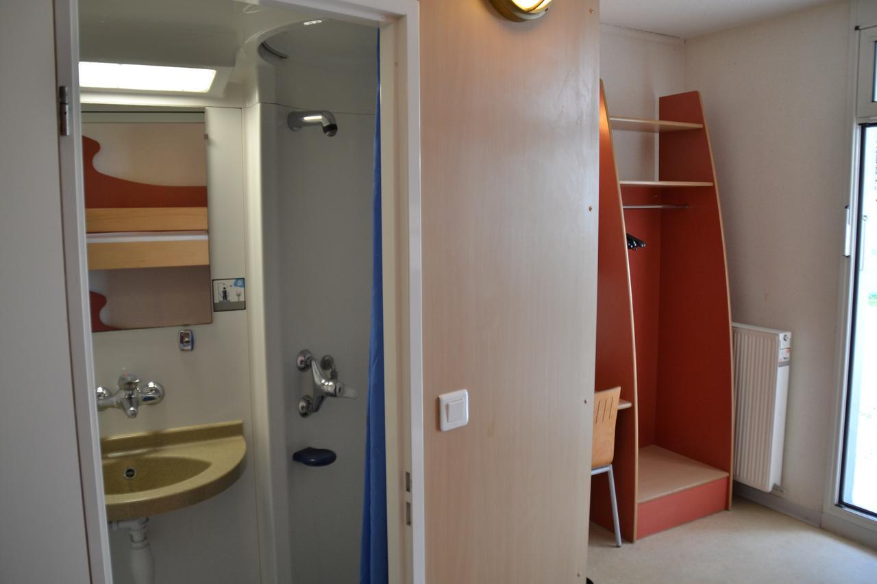 Auberge De Jeunesse La Rochelle  Bagian luar foto